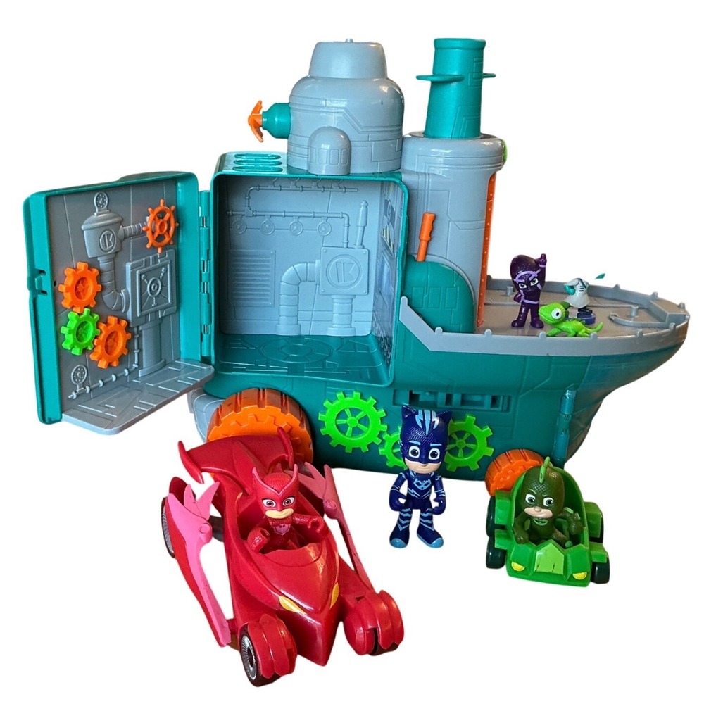 PJ Masks Romeo's Factory Lab Owlette Gekko Romeo Catboy Figures & 2 vehicles